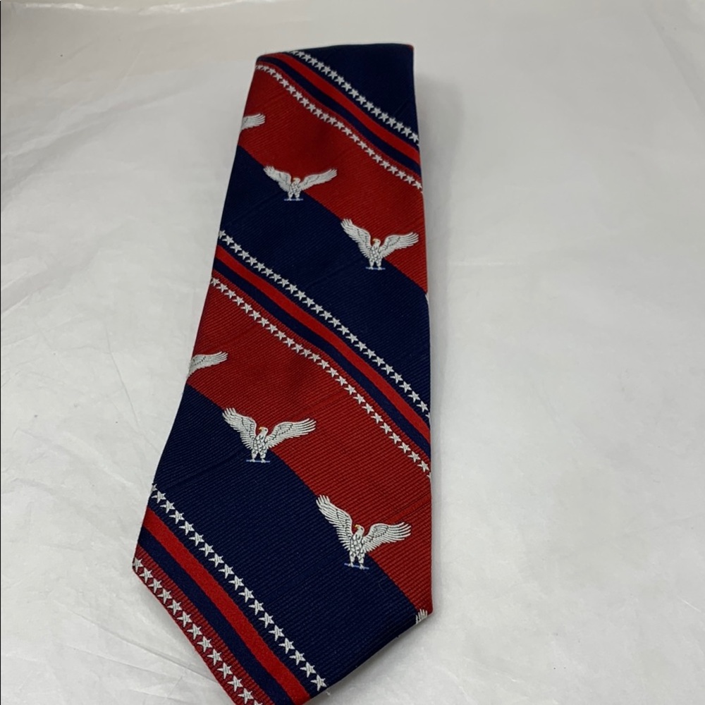 Vintage Pride of America Patriotic red white blue eagle tie Roos Atkins